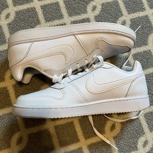 Nike Triple White Sneaker